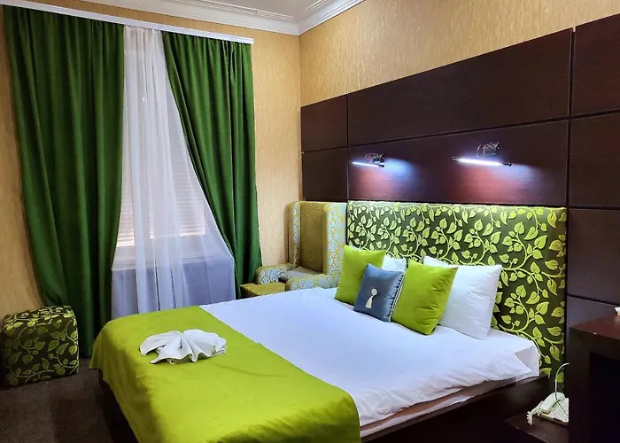Maxim Pasha Hotel